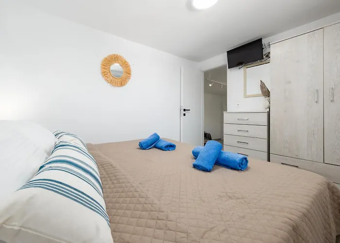 Apartment Blue View #1 Luxury Sea View Mini Shared Pool